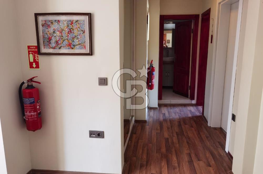 Hisarönü'nde Manzaralı,Ruhsatlı, Müstakil Geniş Aile Villası