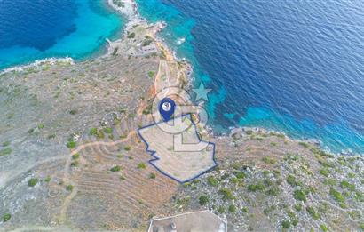 CB MARİNA' DAN BOZBURUN'DA DENİZE SIFIR SATILIK