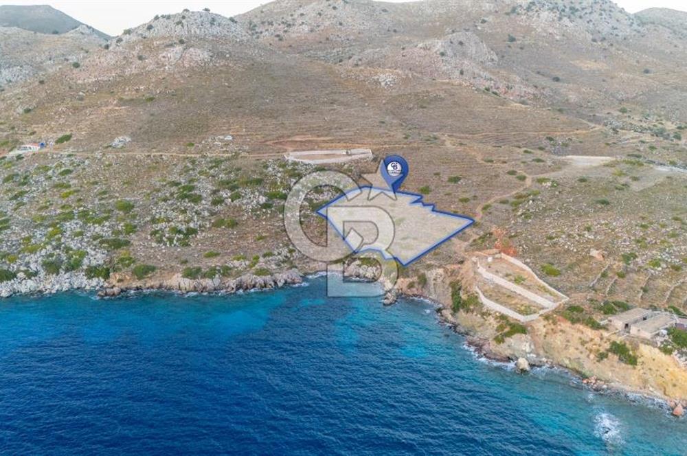 CB MARİNA' DAN BOZBURUN'DA DENİZE SIFIR SATILIK