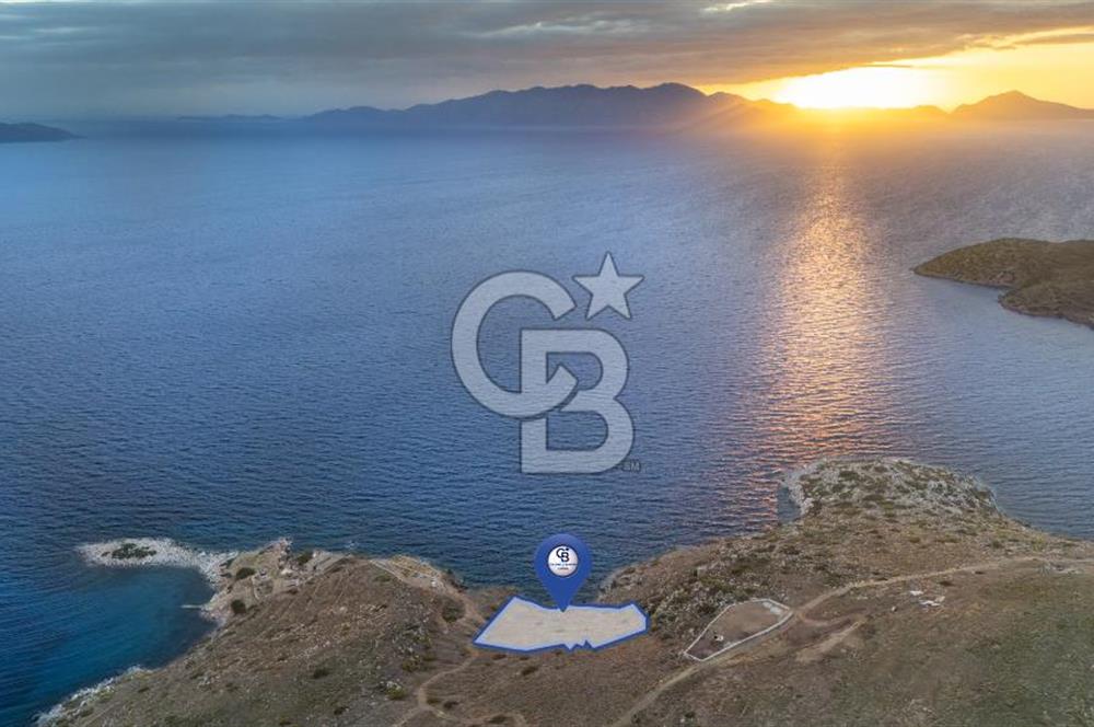 CB MARİNA' DAN BOZBURUN'DA DENİZE SIFIR SATILIK