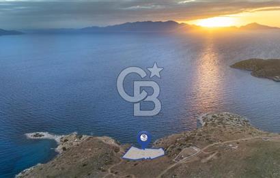 CB MARİNA' DAN BOZBURUN'DA DENİZE SIFIR SATILIK