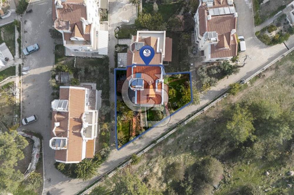 CB MARİNA'DAN ÖRNEKKENT SİTESİNDE FORLEKS VİLLA 