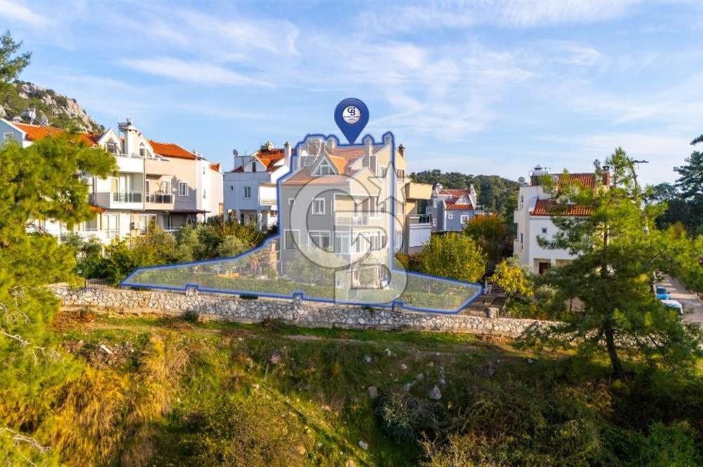 CB MARİNA'DAN ÖRNEKKENT SİTESİNDE FORLEKS VİLLA 