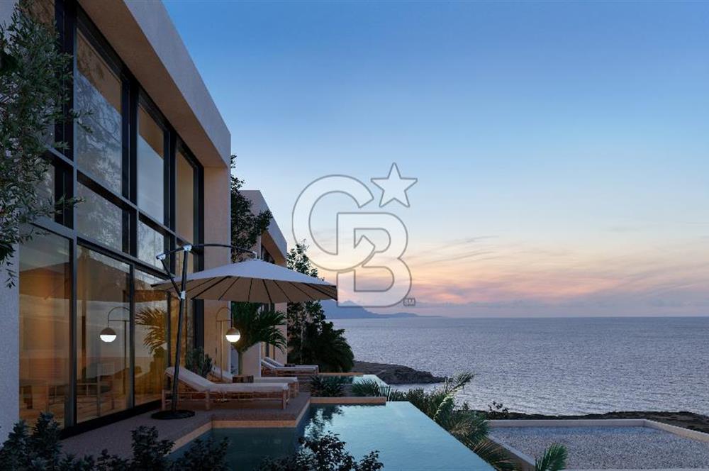 Kıbrıs Girne Esentepe Bölgesinde Full Deniz Manzaralı Satılık 4+1 Lüx Villa