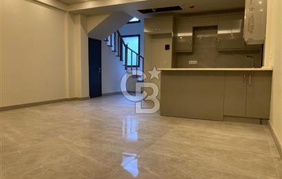 CB SMYRNA'DAN ÇEŞME ILICA'DA MÜSTAKİL HAVUZLU VİLLA