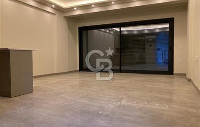 CB SMYRNA'DAN ÇEŞME ILICA'DA MÜSTAKİL HAVUZLU VİLLA