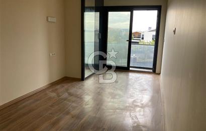 CB SMYRNA'DAN ÇEŞME ILICA'DA MÜSTAKİL HAVUZLU VİLLA