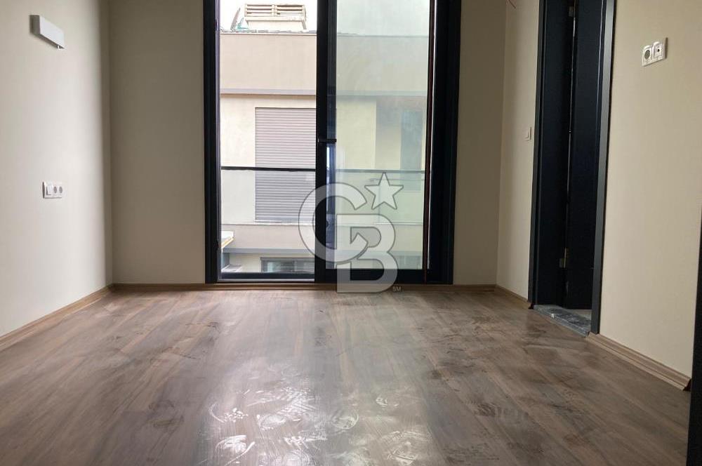 CB SMYRNA'DAN ÇEŞME ILICA'DA MÜSTAKİL HAVUZLU VİLLA