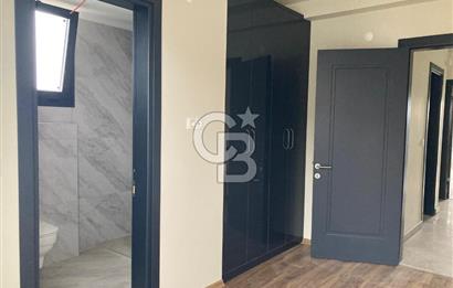 CB SMYRNA'DAN ÇEŞME ILICA'DA MÜSTAKİL HAVUZLU VİLLA