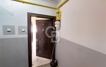 Bornova Merkezde Satılık Kombili Arakat 3+1 Daire