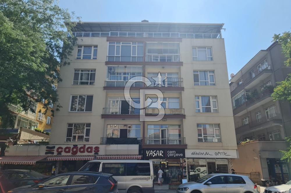 Esat Caddesi Çağdaş Market üzerinde 3+1 Ara kat daire