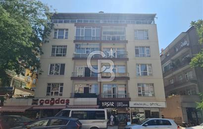 Esat Caddesi Çağdaş Market üzerinde 3+1 Ara kat daire