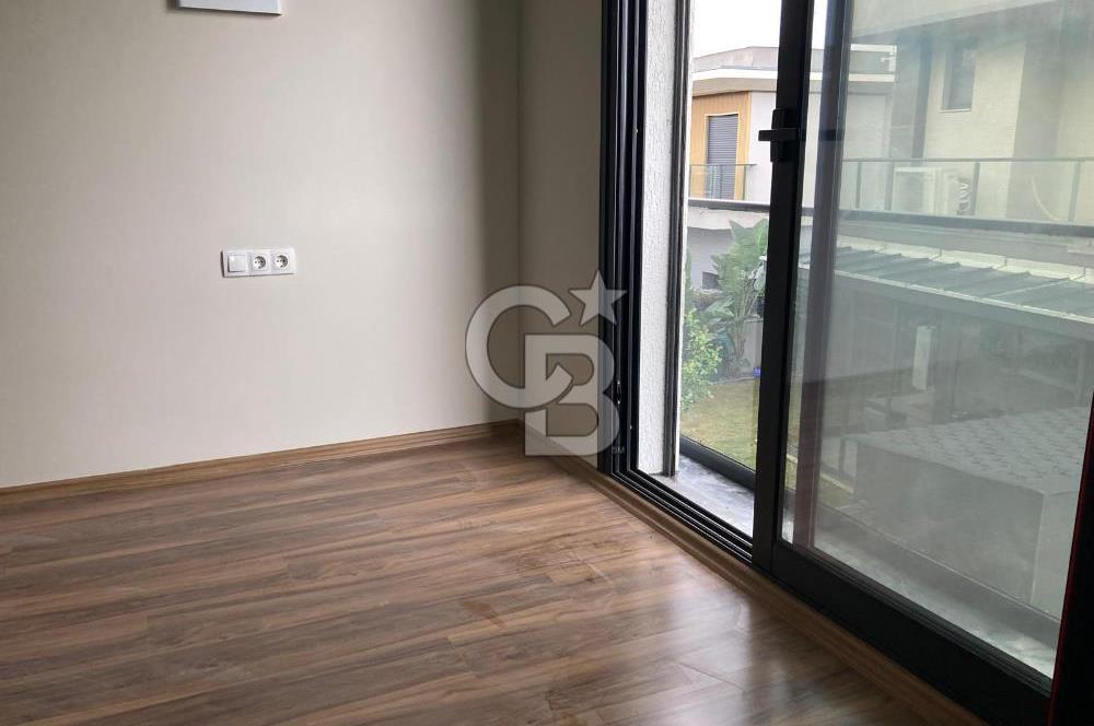 CB SMYRNA'DAN ÇEŞME ILICA'DA MÜSTAKİL HAVUZLU VİLLA