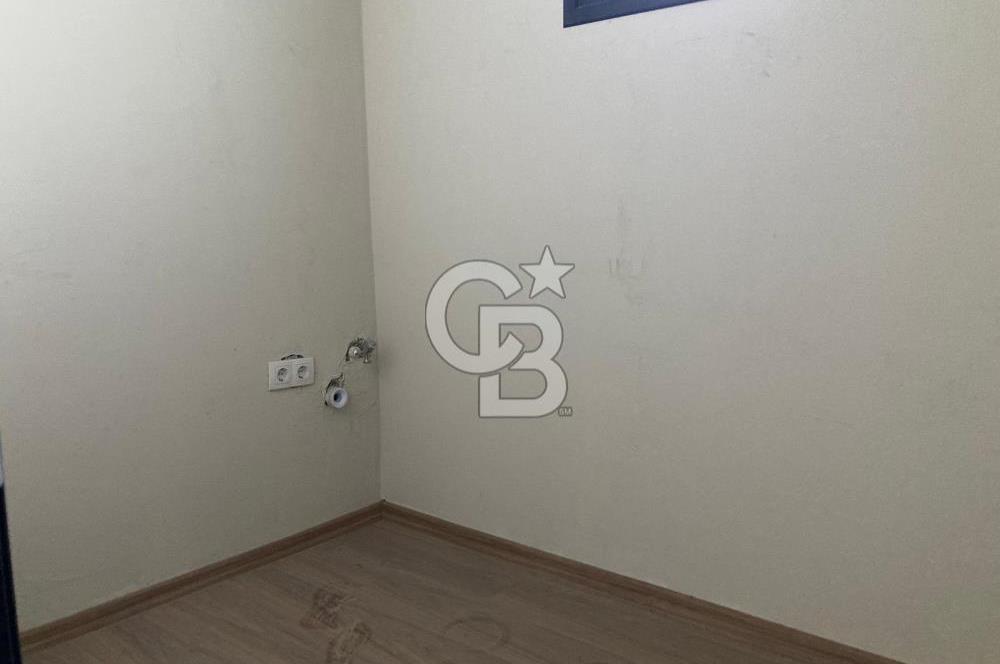 CB SMYRNA'DAN ÇEŞME ILICA'DA MÜSTAKİL HAVUZLU VİLLA