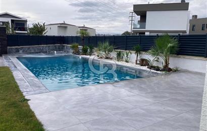CB SMYRNA'DAN ÇEŞME ILICA'DA MÜSTAKİL HAVUZLU VİLLA
