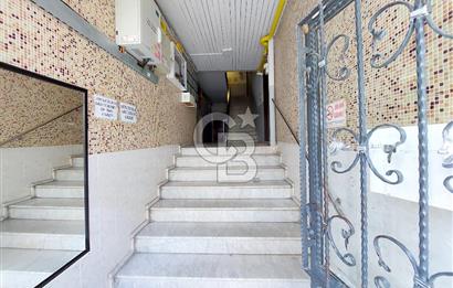 Bornova Merkezde Satılık Kombili Arakat 3+1 Daire