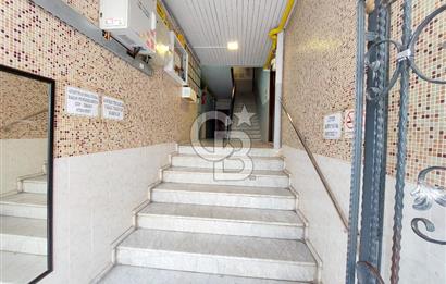 Bornova Merkezde Satılık Kombili Arakat 3+1 Daire
