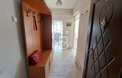 Bornova Merkezde Satılık Kombili Arakat 3+1 Daire