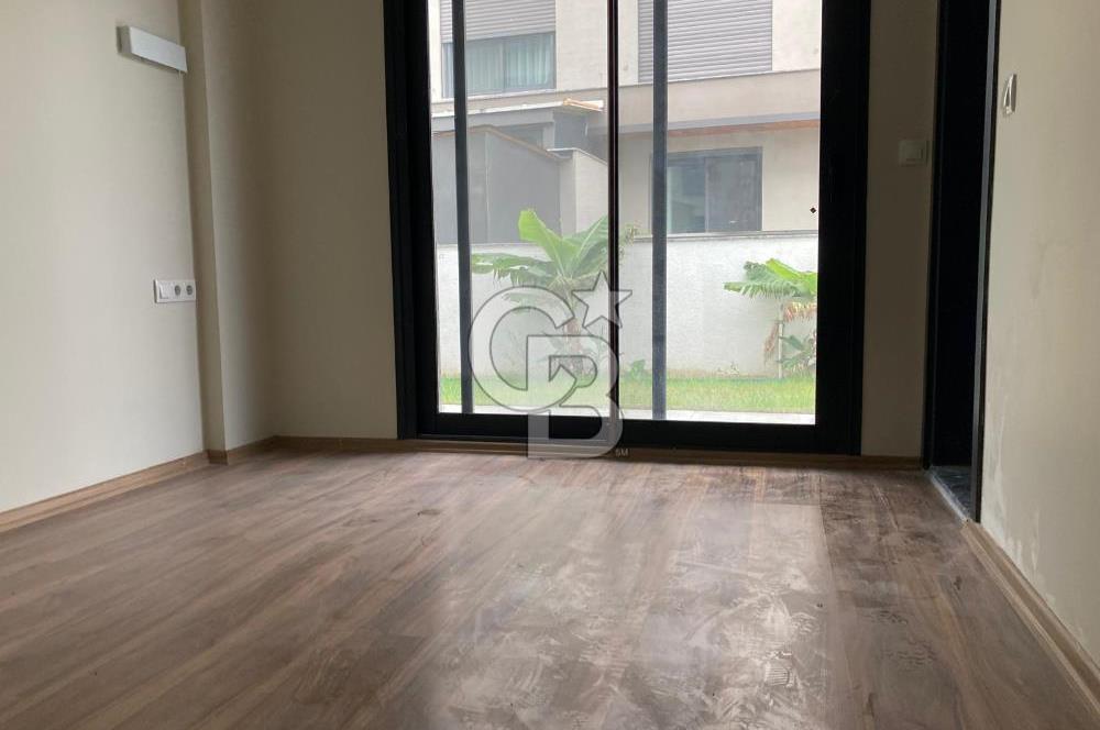 CB SMYRNA'DAN ÇEŞME ILICA'DA MÜSTAKİL HAVUZLU VİLLA