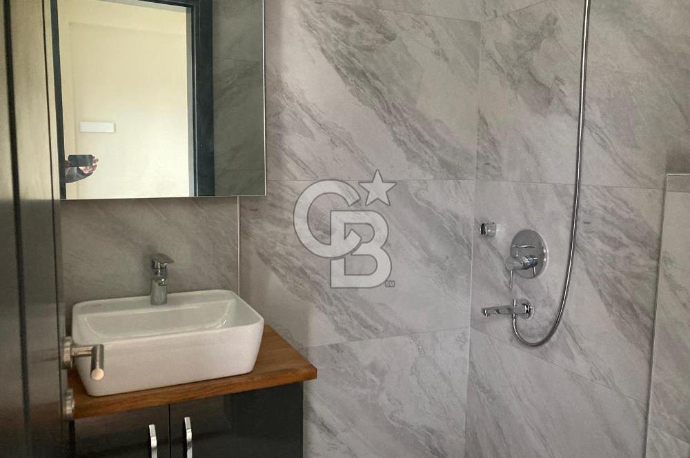 CB SMYRNA'DAN ÇEŞME ILICA'DA MÜSTAKİL HAVUZLU VİLLA