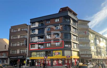 ÇANAKKALE LAPSEKİ ÇARŞI'DA OTOYOL CEPHELİ KİRALIK 2+1 DAİRE