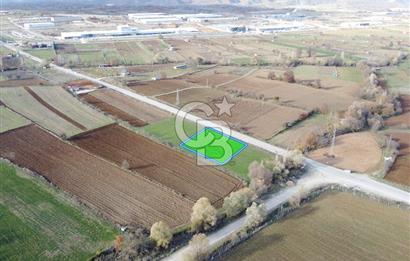 CB ELEGANCE' DEN PAZARYERİ ASFALTI ÜZERİNDE 2.166 M² TARLA