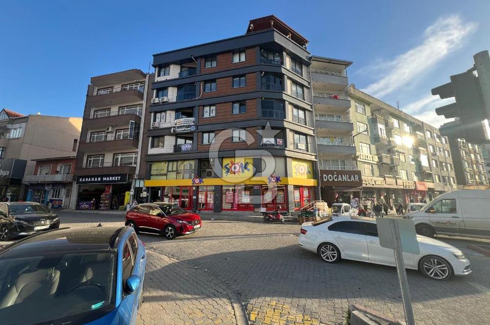 ÇANAKKALE LAPSEKİ ÇARŞI'DA OTOYOL CEPHELİ KİRALIK 2+1 DAİRE