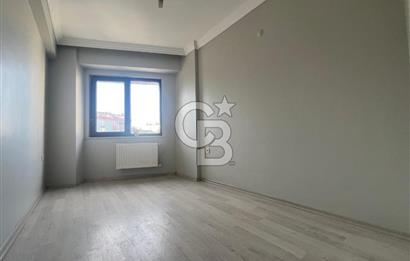 ÇANAKKALE LAPSEKİ ÇARŞI'DA OTOYOL CEPHELİ KİRALIK 2+1 DAİRE