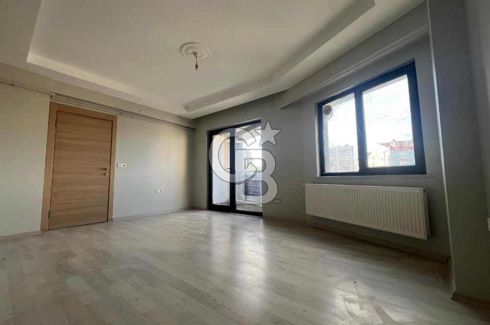 ÇANAKKALE LAPSEKİ ÇARŞI'DA OTOYOL CEPHELİ KİRALIK 2+1 DAİRE