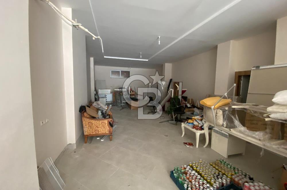 ZEYTİNLİ'NİN EN İŞLEK YOLU ÜZERİNDE YENİ BİNADA 131 M2 DÜKKAN