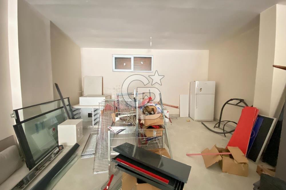 ZEYTİNLİ'NİN EN İŞLEK YOLU ÜZERİNDE YENİ BİNADA 131 M2 DÜKKAN