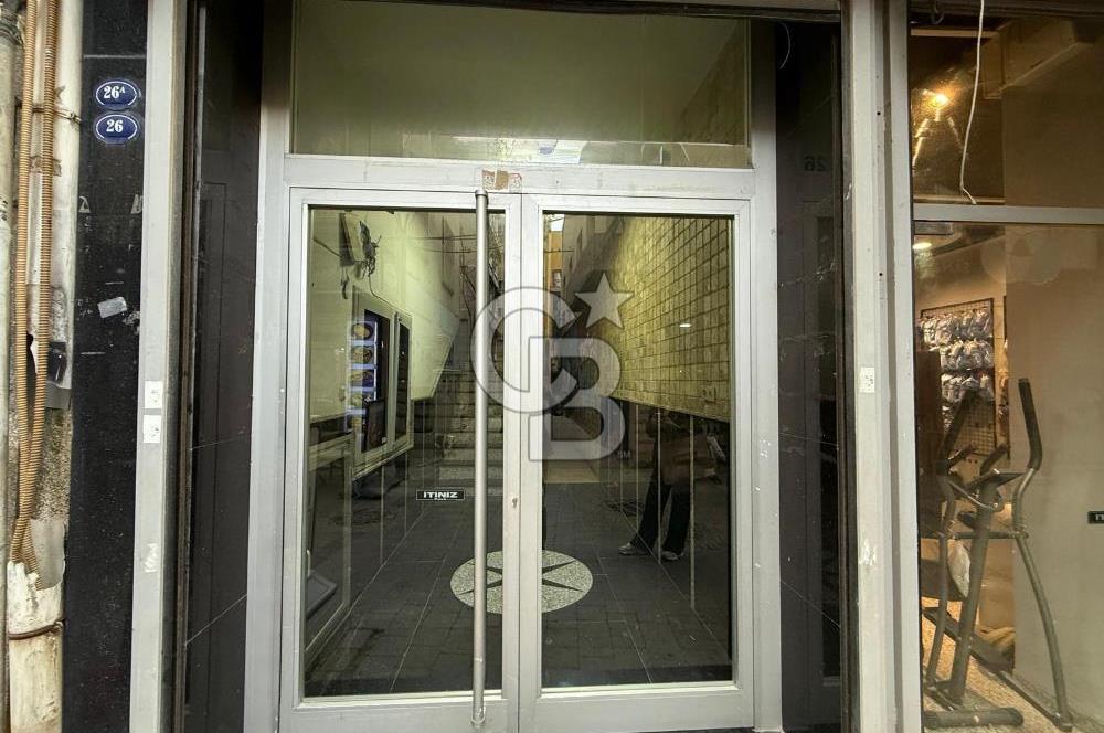 İzmir Kemeraltı'nda Kiracılı Satılık İş Hanı