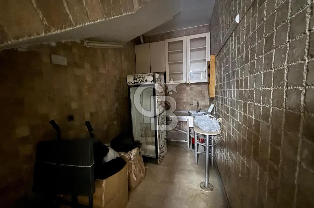 İzmir Kemeraltı'nda Kiracılı Satılık İş Hanı