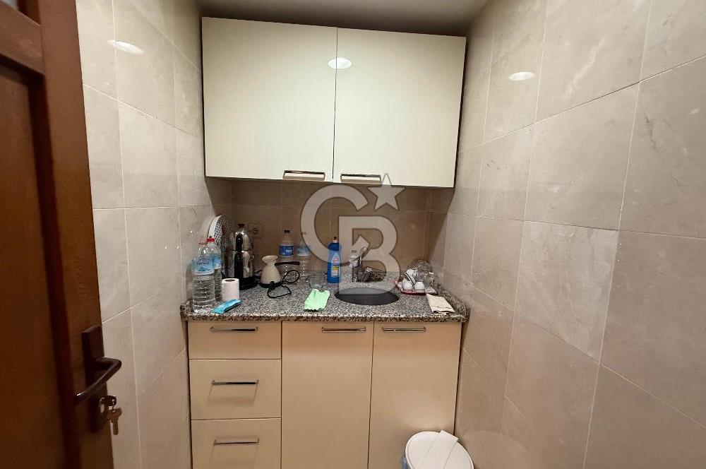 İzmir Kemeraltı'nda Kiracılı Satılık İş Hanı