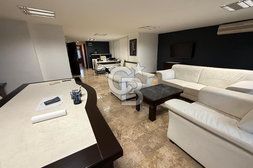 İzmir Kemeraltı'nda Kiracılı Satılık İş Hanı