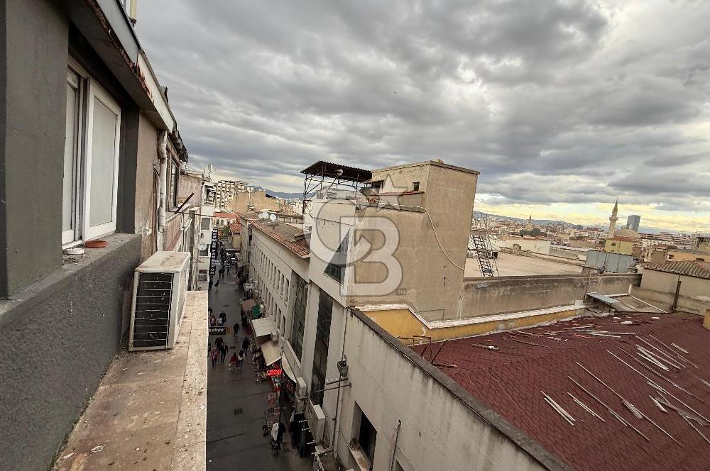 İzmir Kemeraltı'nda Kiracılı Satılık İş Hanı