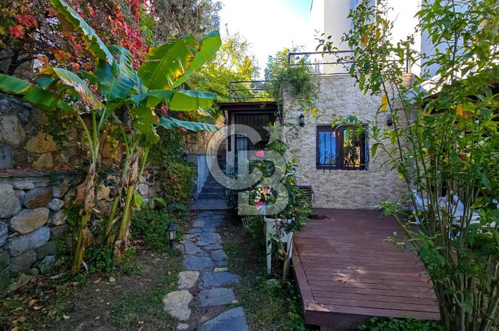 YALIKAVAK GERİŞ 2+1 FIRSAT BAHÇE KATI DENİZE 300MT MARİNAYA 1KM