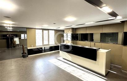 Kağıthane Çeliktepe'de Ana Cadde Üzerinde Kiralık Bina