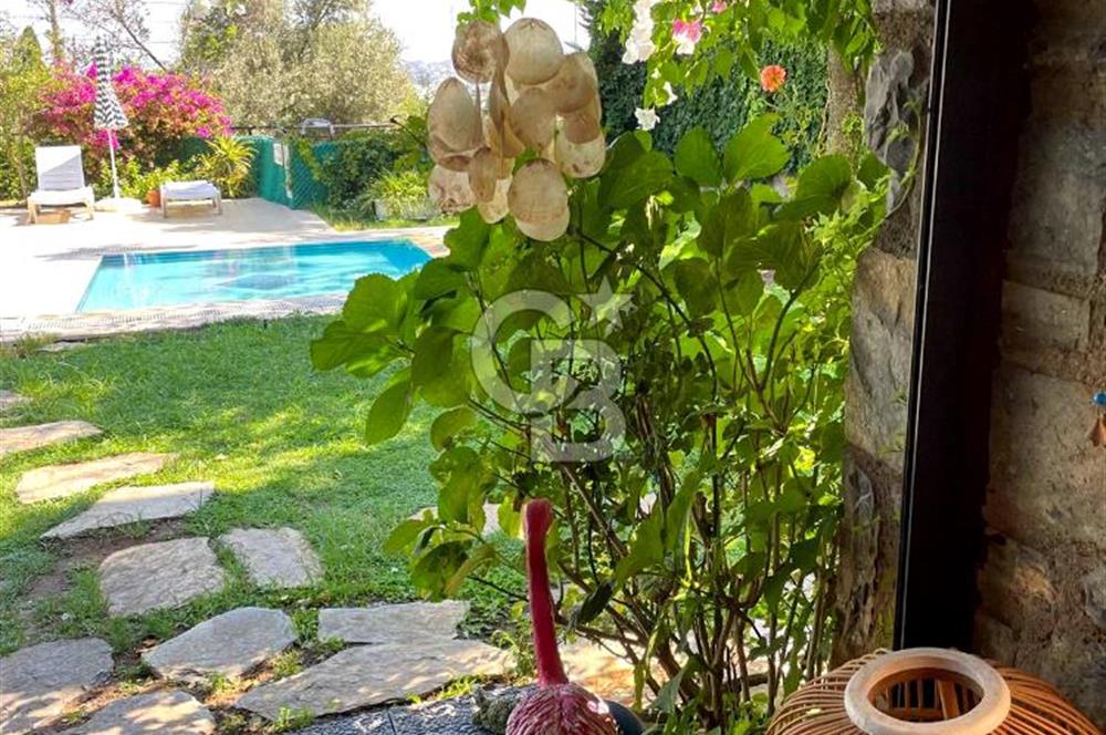 YALIKAVAK GERİŞ 2+1 FIRSAT BAHÇE KATI DENİZE 300MT MARİNAYA 1KM