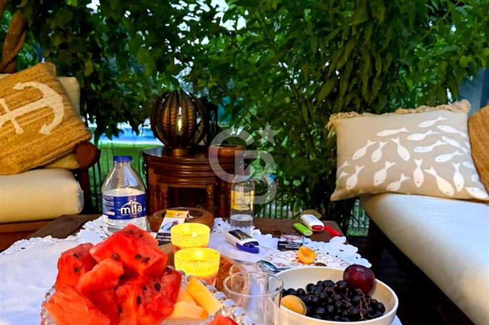 YALIKAVAK GERİŞ 2+1 FIRSAT BAHÇE KATI DENİZE 300MT MARİNAYA 1KM