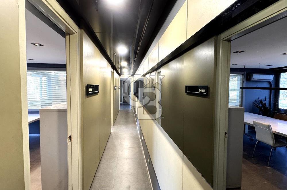 Kağıthane Çeliktepe'de Ana Cadde Üzerinde Kiralık Bina