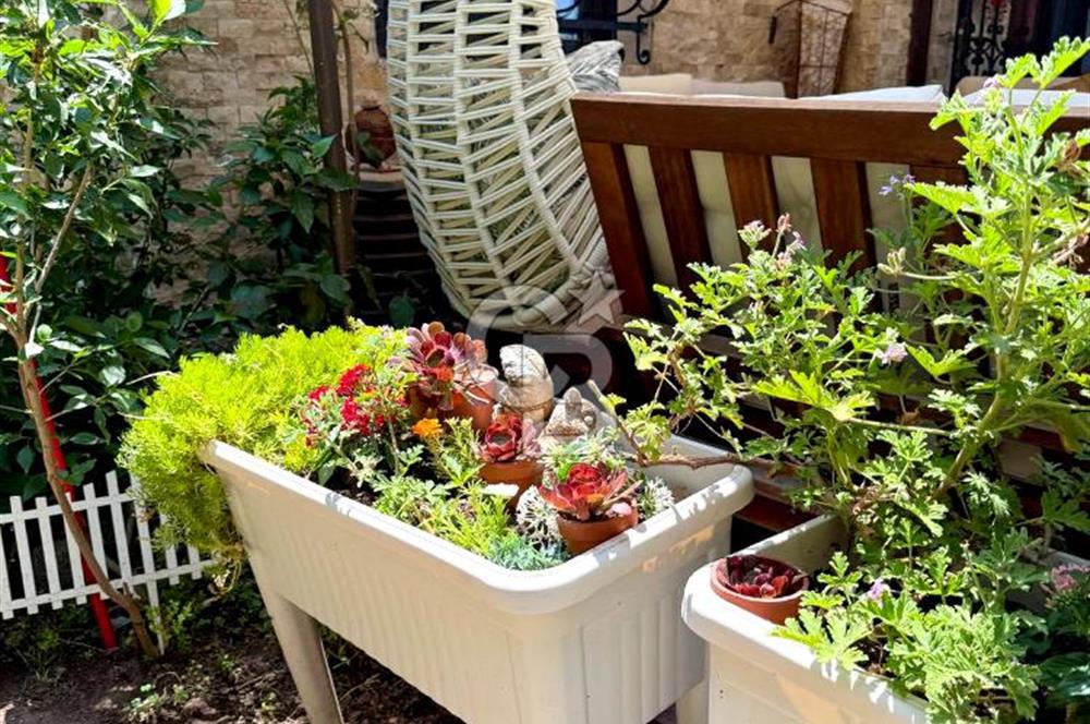 YALIKAVAK GERİŞ 2+1 FIRSAT BAHÇE KATI DENİZE 300MT MARİNAYA 1KM