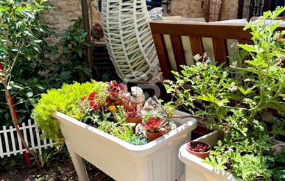 YALIKAVAK GERİŞ 2+1 FIRSAT BAHÇE KATI DENİZE 300MT MARİNAYA 1KM