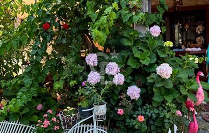 YALIKAVAK GERİŞ 2+1 FIRSAT BAHÇE KATI DENİZE 300MT MARİNAYA 1KM