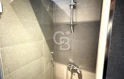 Kağıthane Çeliktepe'de Ana Cadde Üzerinde Kiralık Bina