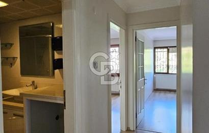 Karşıyaka Girne Bulvarı 3+1 130m2 Asansörlü Kiralık Ofis