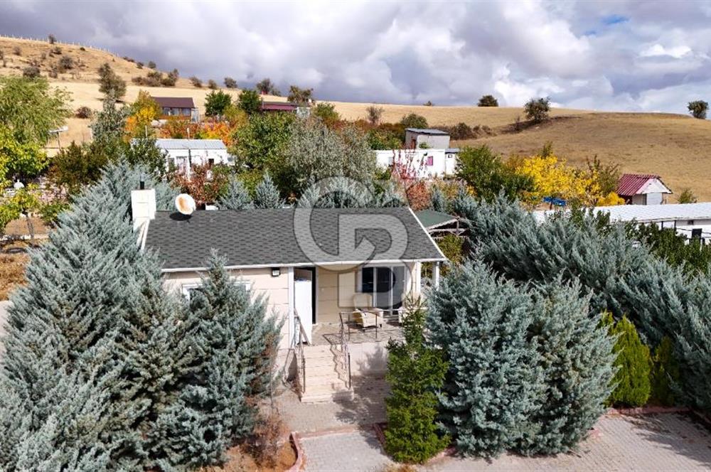 MEMLİK' DE 1300m2 İÇİNDE EŞYALI 1+1 EV BULUNAN SATILIK TARLA