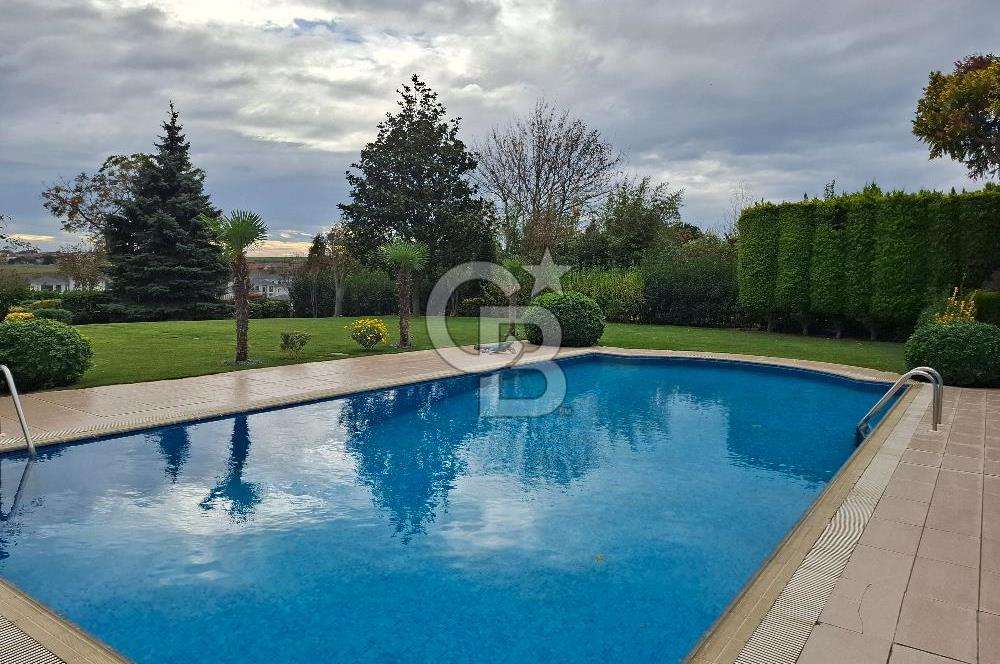 BÜYÜKÇEKMECE TEPEKENT'TE SATILIK 7+2 MÜSTAKİL HAVUZLU VİLLA