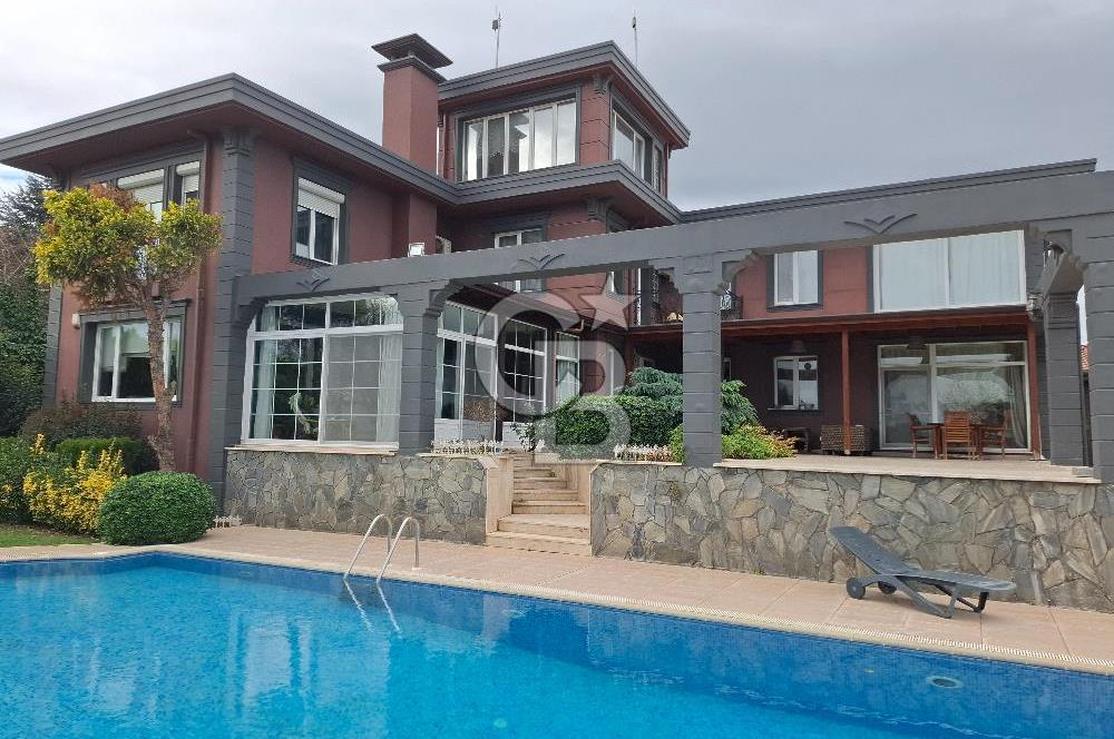 BÜYÜKÇEKMECE TEPEKENT'TE SATILIK 7+2 MÜSTAKİL HAVUZLU VİLLA