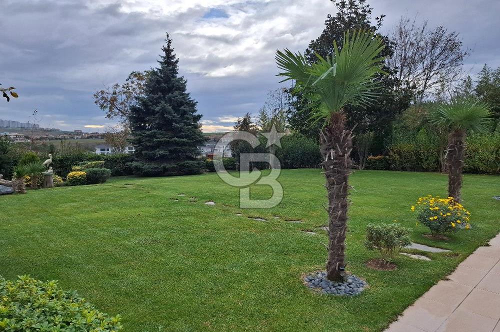 BÜYÜKÇEKMECE TEPEKENT'TE SATILIK 7+2 MÜSTAKİL HAVUZLU VİLLA